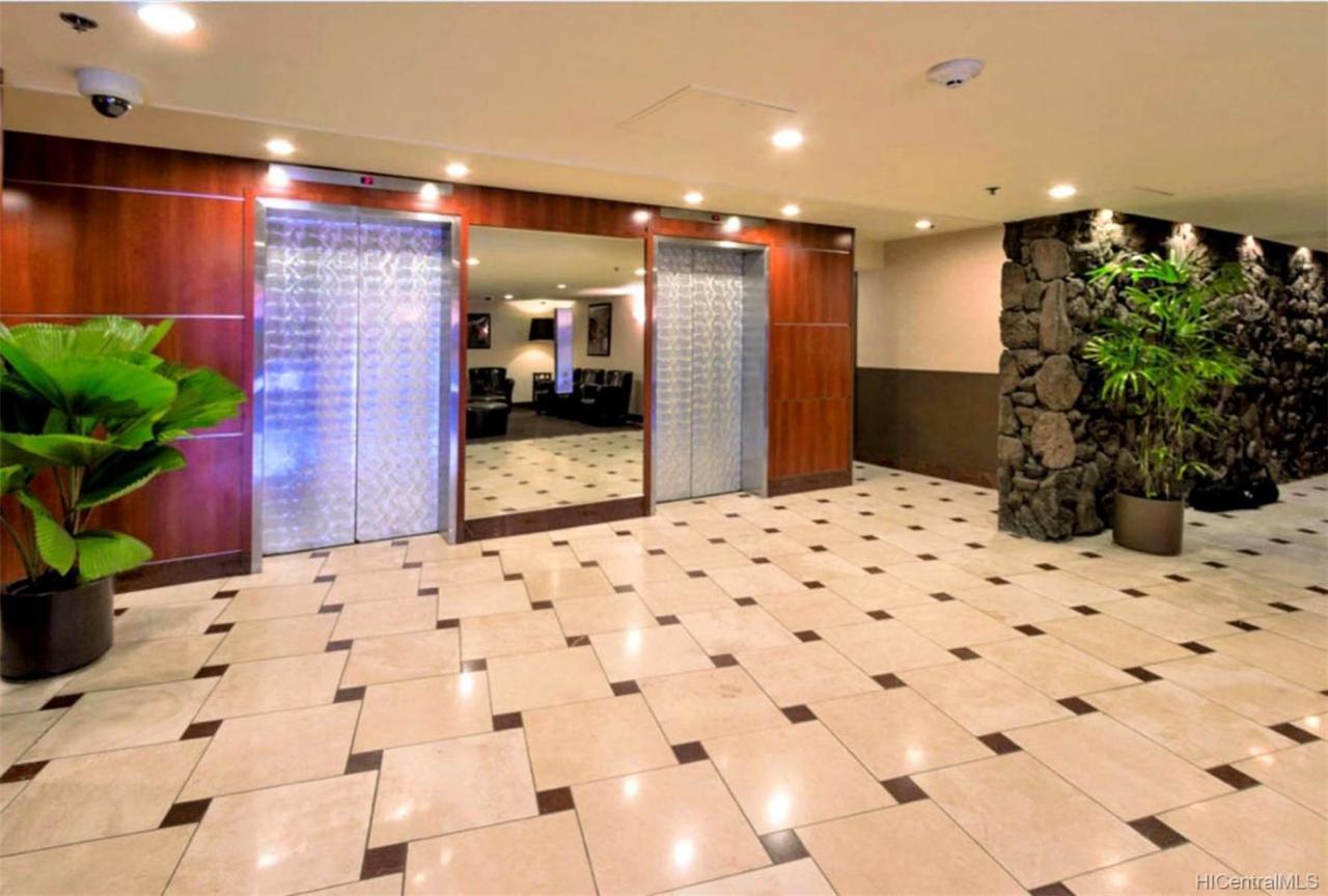 Marine Surf Waikiki Aparthotel Хонолулу Екстериор снимка