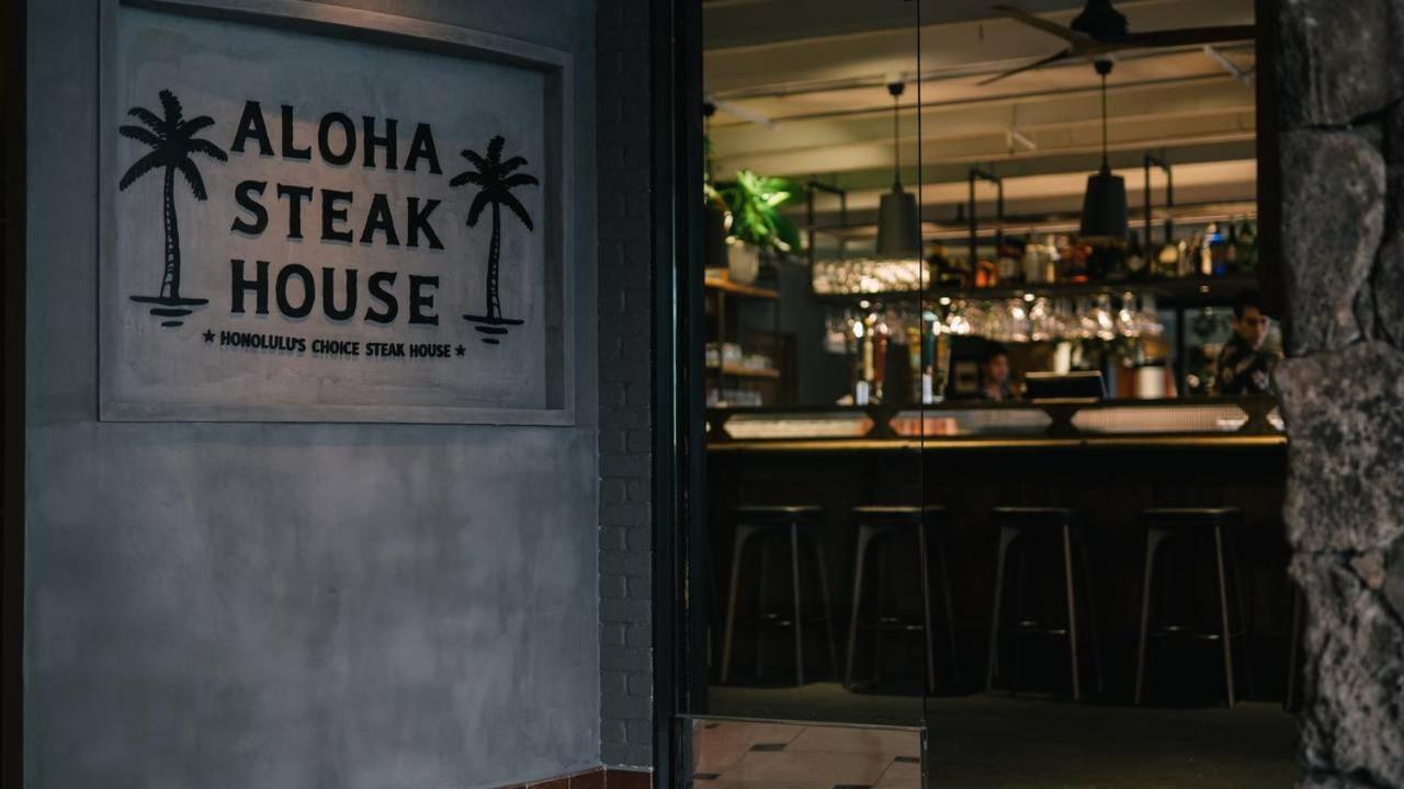 Marine Surf Waikiki Aparthotel Хонолулу Екстериор снимка