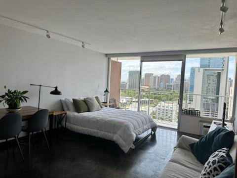 Marine Surf Waikiki Aparthotel Хонолулу Екстериор снимка