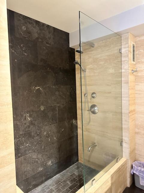 Marine Surf Waikiki Aparthotel Хонолулу Екстериор снимка